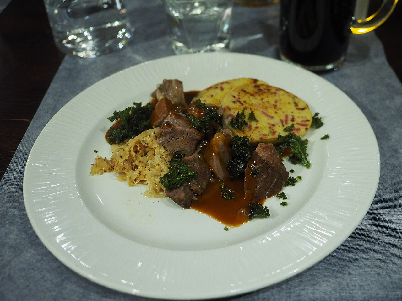 Braised sauerkraut